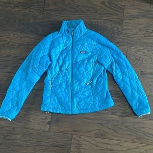 Patagonia Nano Puff Blue jacked women’s medium